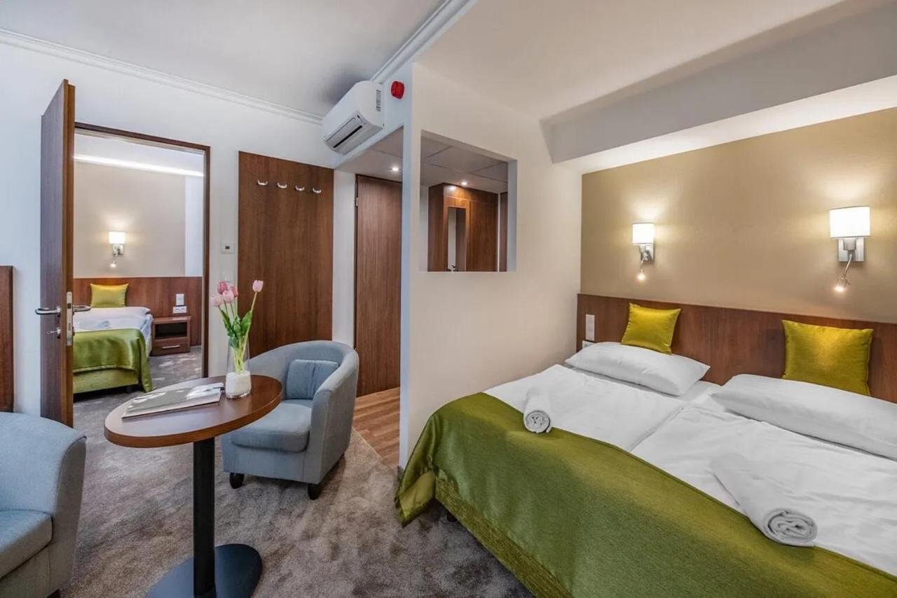 Szarvaskut Hotel 4*