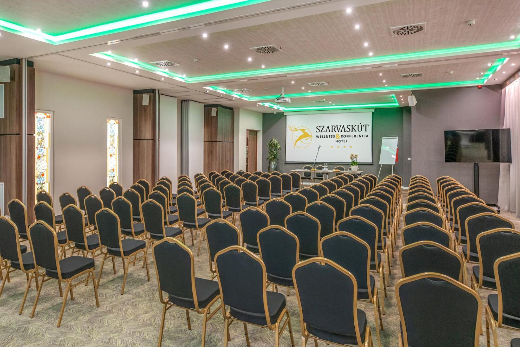 Hotel Szarvaskut 4*